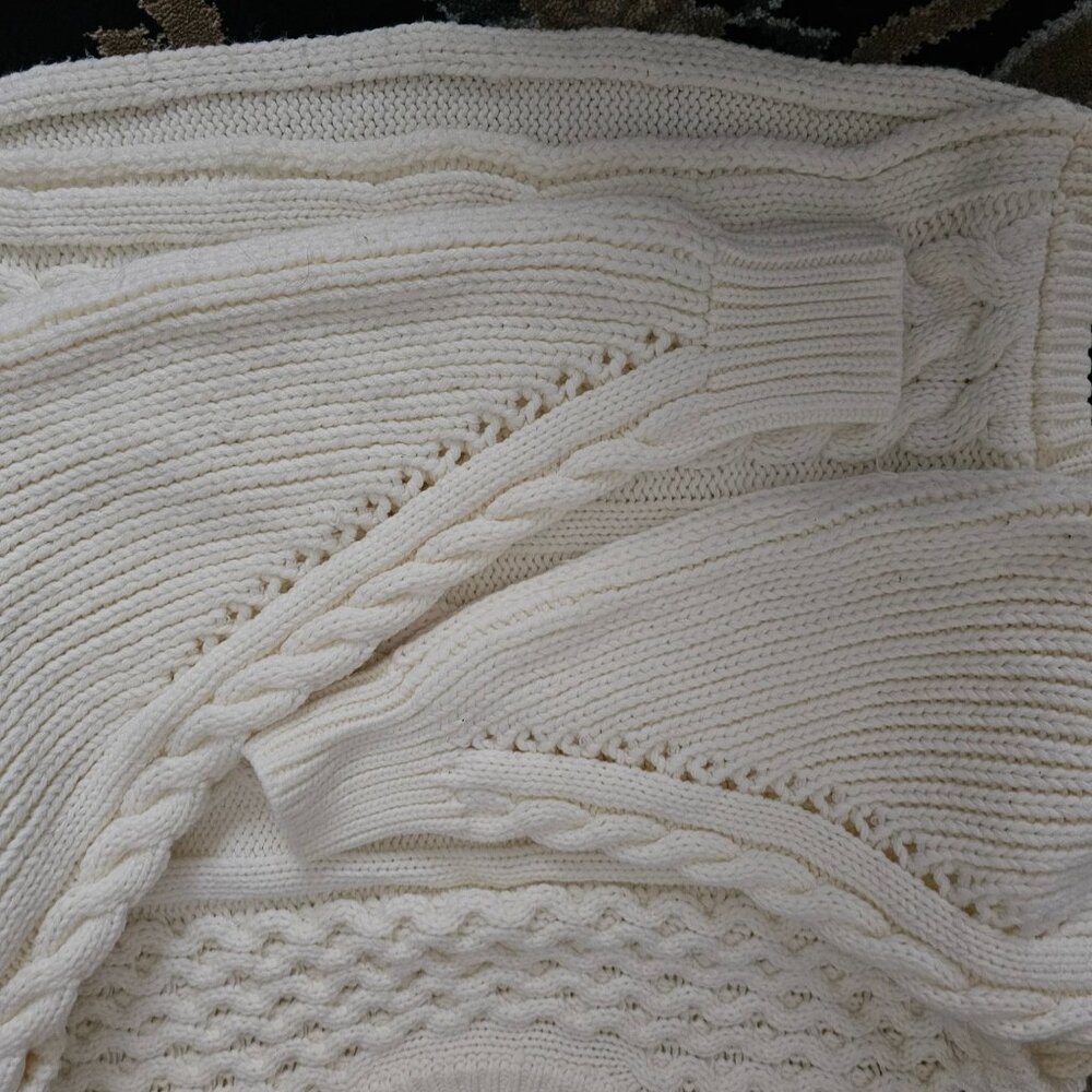 Nasty Gal Women's White Cable Knit Long Sleeve Cropped Pullover Sweater Medium - Picture 4 of 9